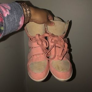 Wedge sneakers